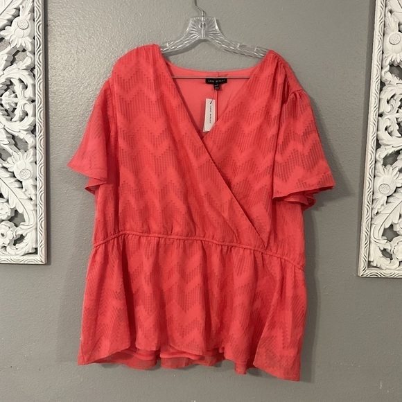 LANE BRYANT Coral Surplice Neck Peplum Top - size 26/28 NWT - Picture 2 of 8